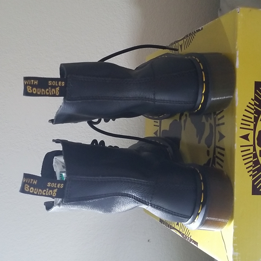 Dr Martens Boots - Picture 3 of 4